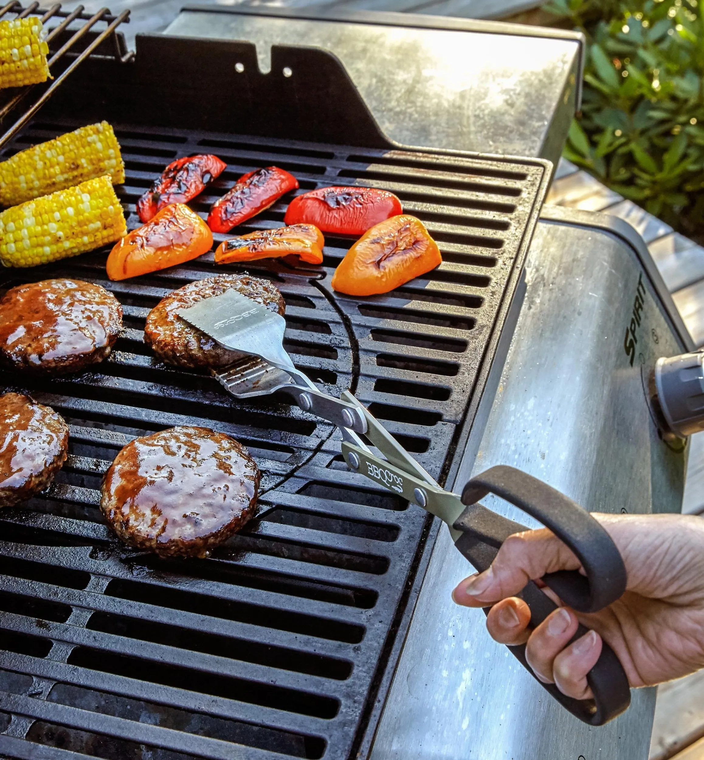 Lee Valley BBQ Croc Tongs - Thumbnail 4